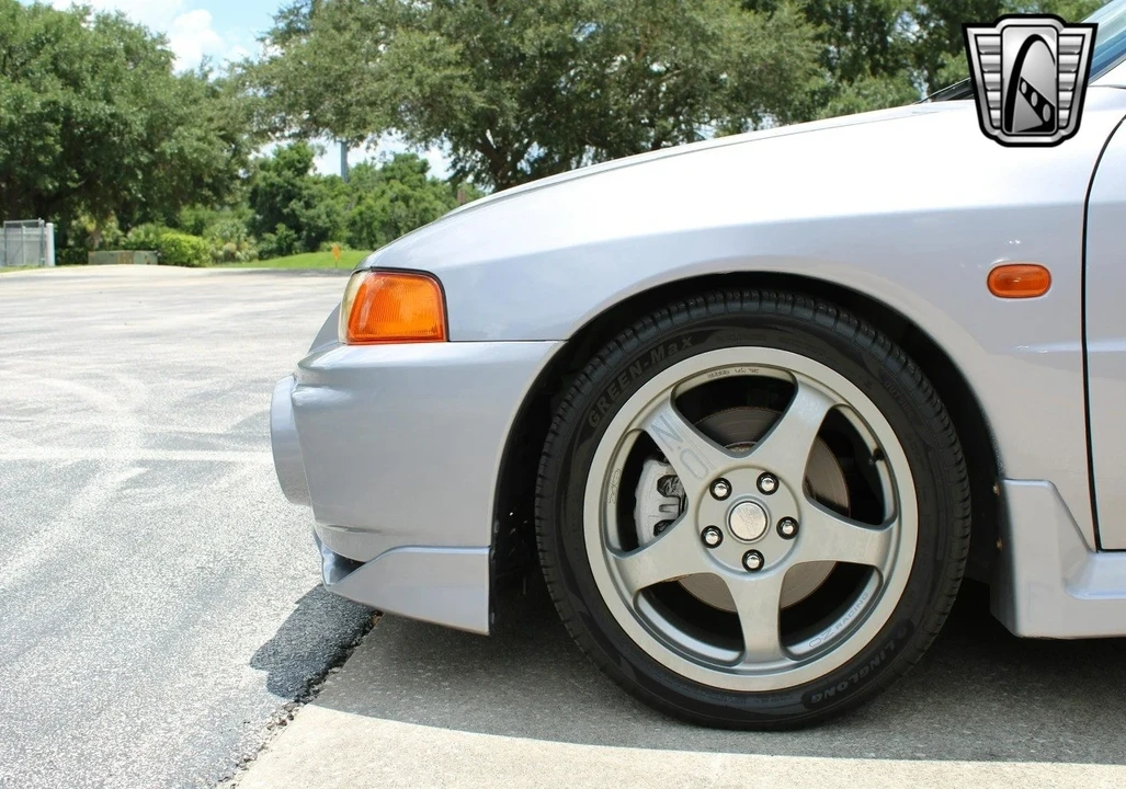 1996 Mitsubishi Lancer Evolution IV 6th Gen - Image 17 of 21