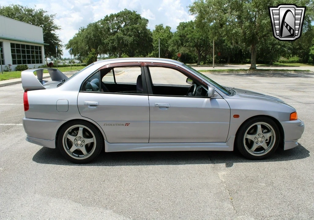 1996 Mitsubishi Lancer Evolution IV 6th Gen - Image 16 of 21