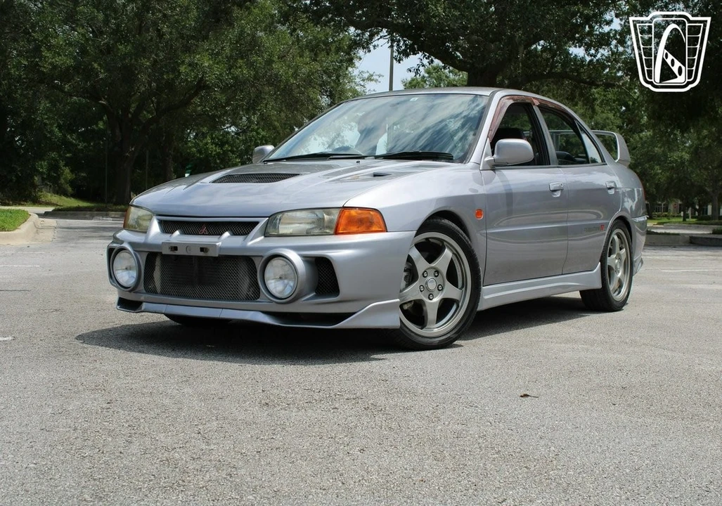 1996 Mitsubishi Lancer Evolution IV 6th Gen - Image 7 of 12
