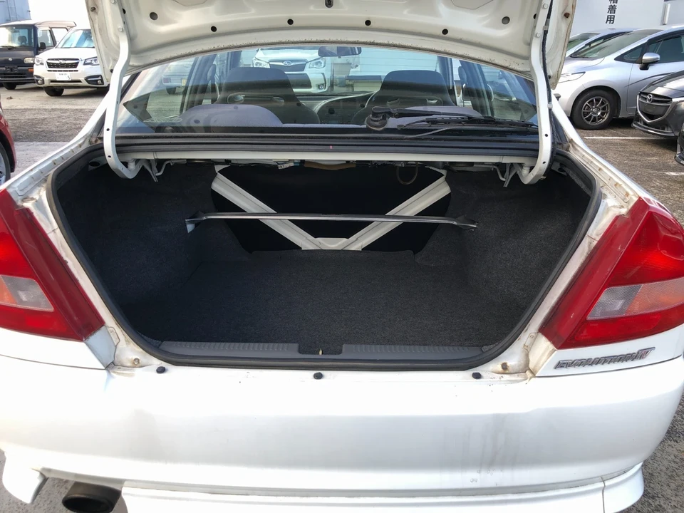 1996 Mitsubishi Lancer Evolution IV 6th Gen - Image 10 of 21