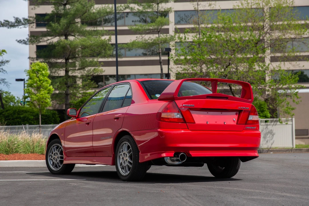 1996 Mitsubishi Lancer Evolution IV 6th Gen - Image 8 of 31