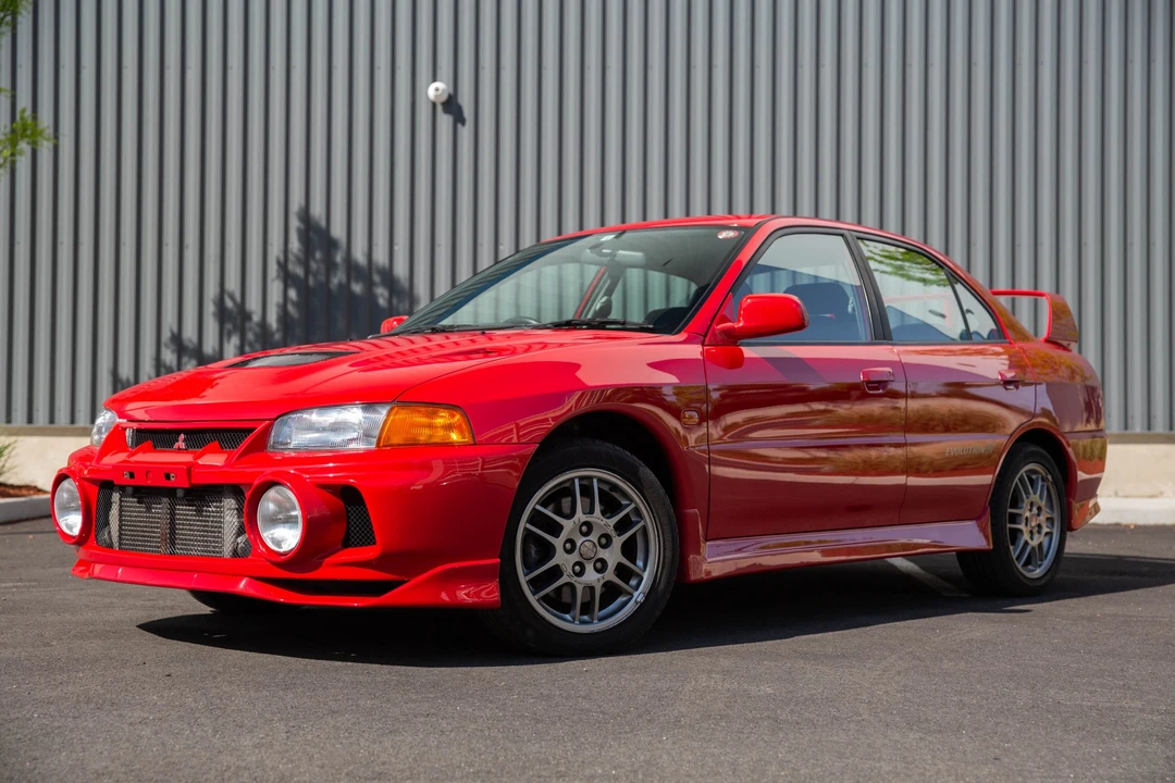 1996 Mitsubishi Lancer Evolution IV 6th Gen - Image 2 of 31