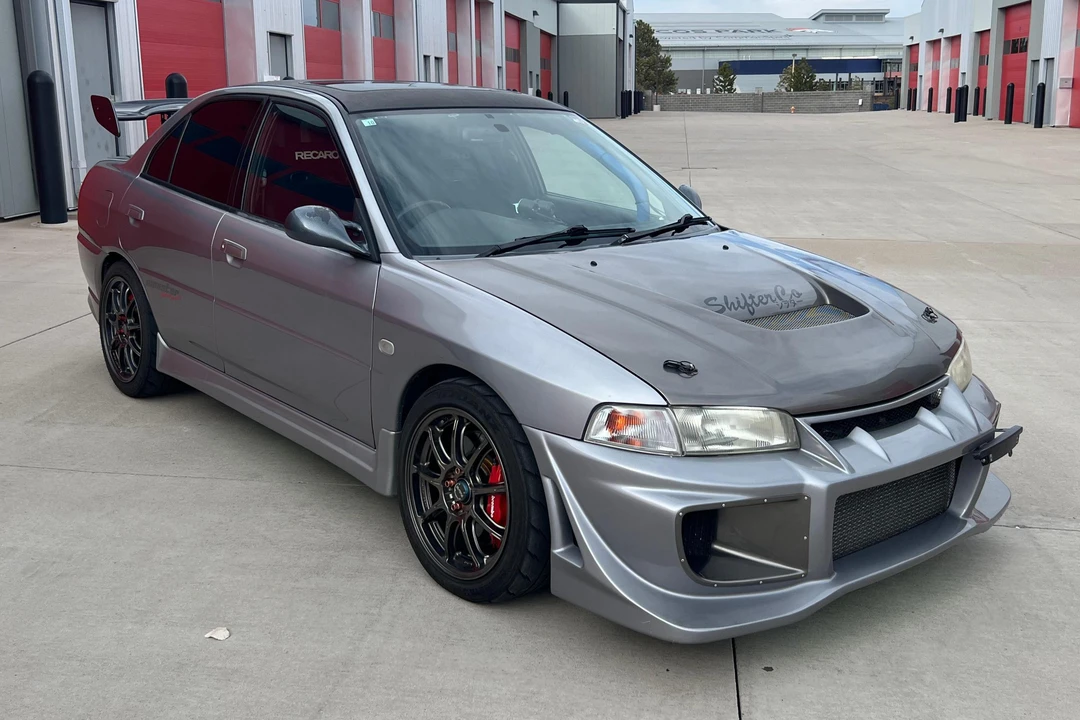 1996 Mitsubishi Lancer Evolution IV 6th Gen - Image 2 of 31