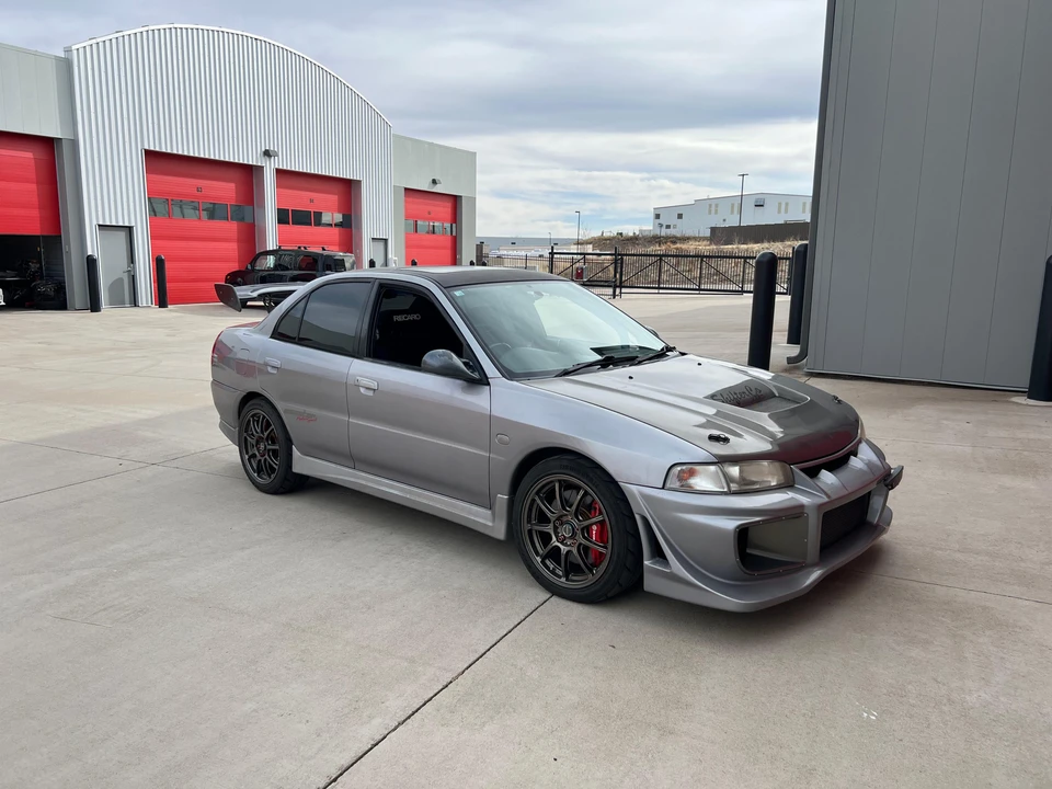1996 Mitsubishi Lancer Evolution IV 6th Gen - Image 12 of 31