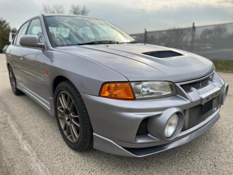 1996 Mitsubishi Lancer Evolution IV 6th Gen - Image 8 of 31