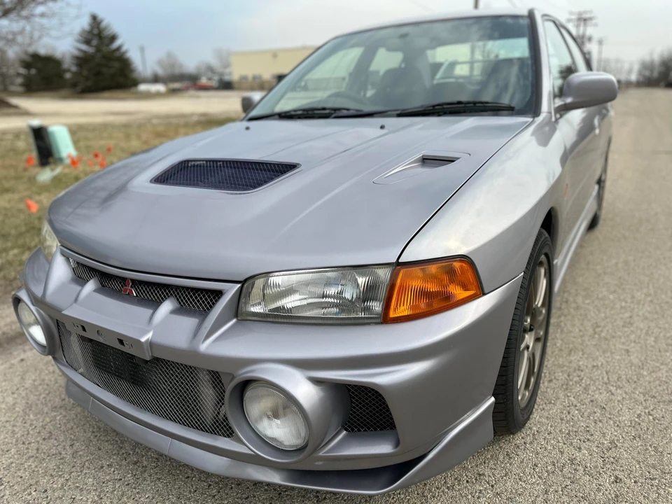 1996 Mitsubishi Lancer Evolution IV 6th Gen - Image 4 of 31
