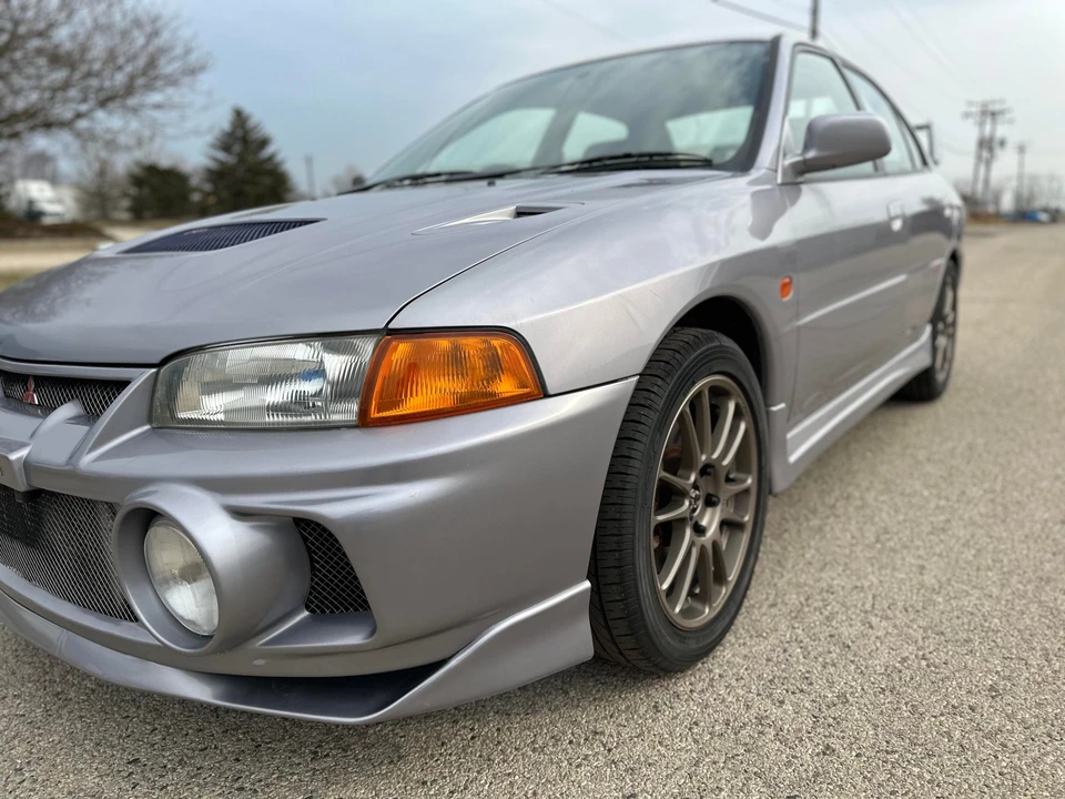 1996 Mitsubishi Lancer Evolution IV 6th Gen - Image 24 of 31