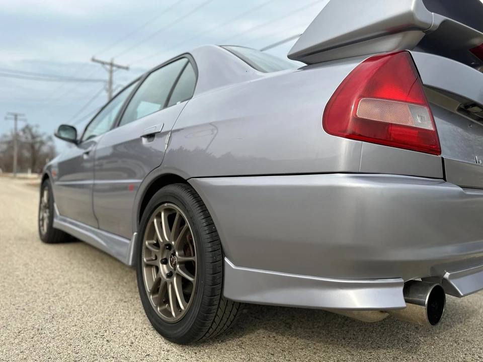 1996 Mitsubishi Lancer Evolution IV 6th Gen - Image 30 of 31
