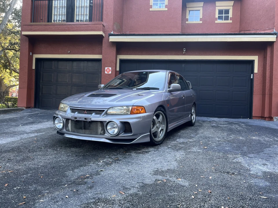 1996 Mitsubishi Lancer Evolution IV 6th Gen - Image 4 of 31