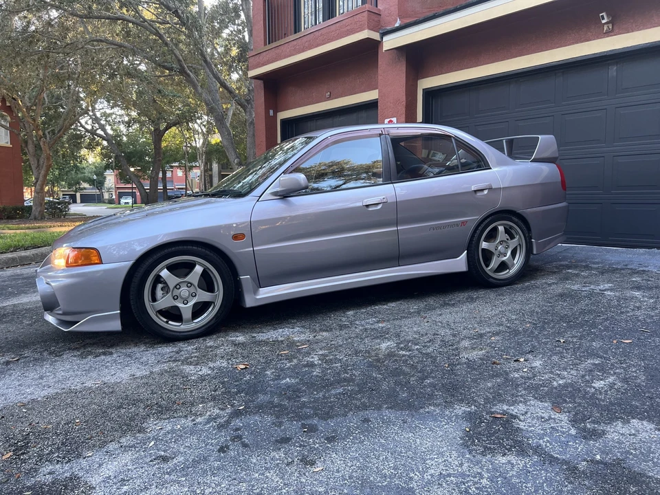 1996 Mitsubishi Lancer Evolution IV 6th Gen - Image 8 of 31