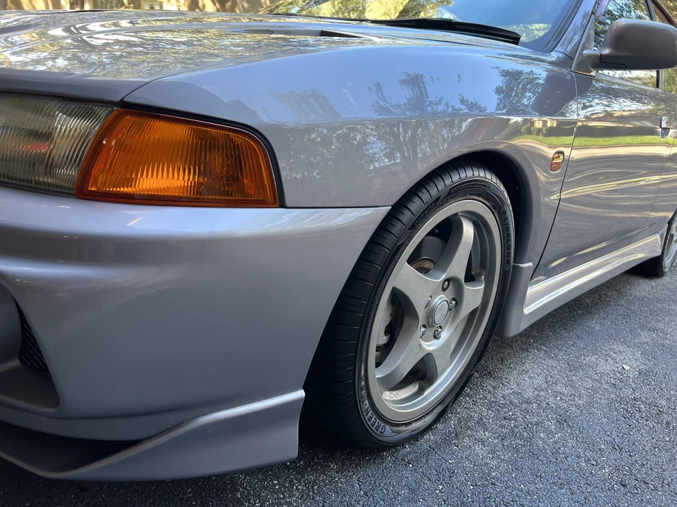 1996 Mitsubishi Lancer Evolution IV 6th Gen - Image 18 of 31