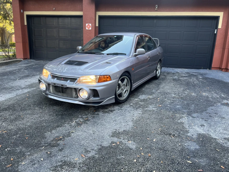 1996 Mitsubishi Lancer Evolution IV 6th Gen - Image 3 of 31