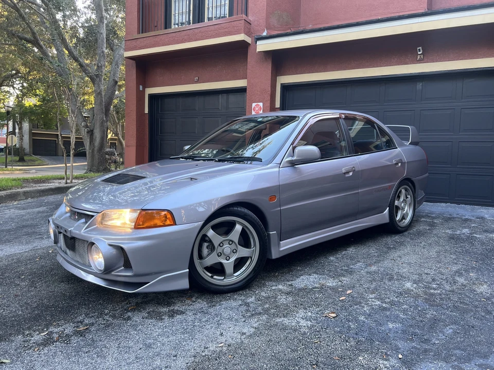 1996 Mitsubishi Lancer Evolution IV 6th Gen - Image 5 of 31