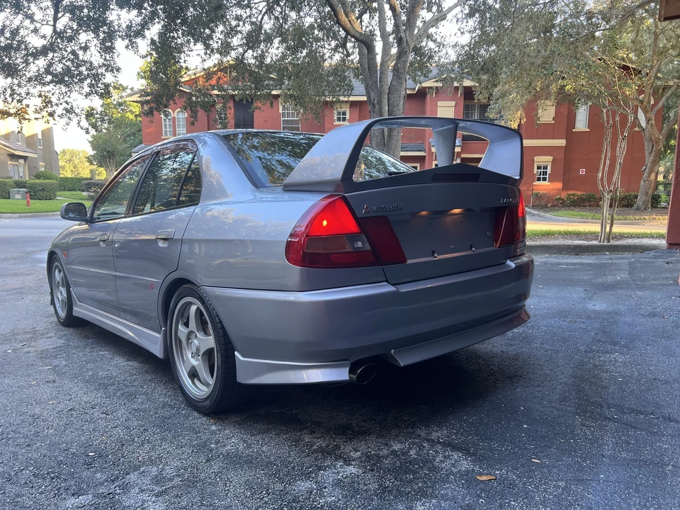 1996 Mitsubishi Lancer Evolution IV 6th Gen - Image 9 of 31