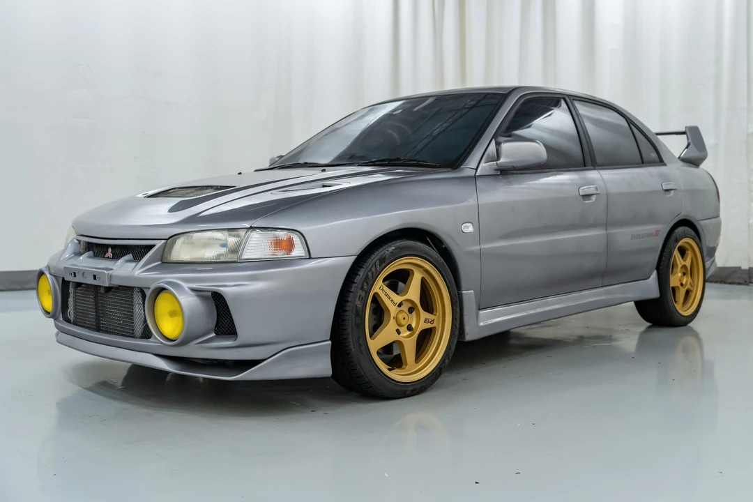 1996 Mitsubishi Lancer Evolution IV 6th Gen - Image 2 of 31