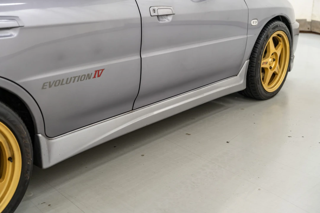 1996 Mitsubishi Lancer Evolution IV 6th Gen - Image 23 of 31
