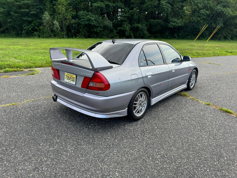 1996 Mitsubishi Lancer Evolution IV 6th Gen - Image 11 of 31