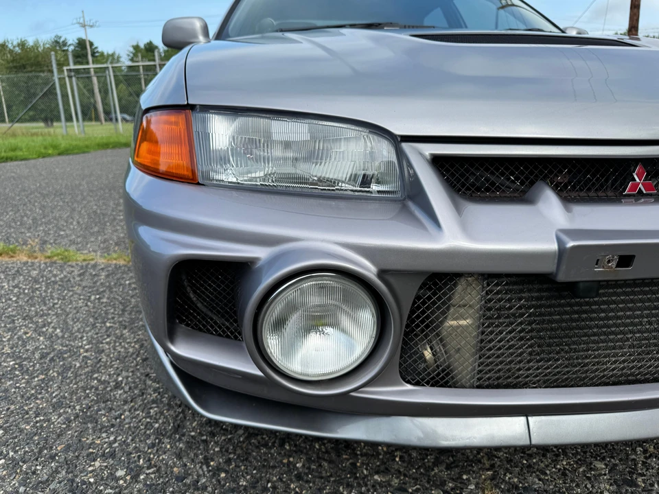 1996 Mitsubishi Lancer Evolution IV 6th Gen - Image 13 of 31
