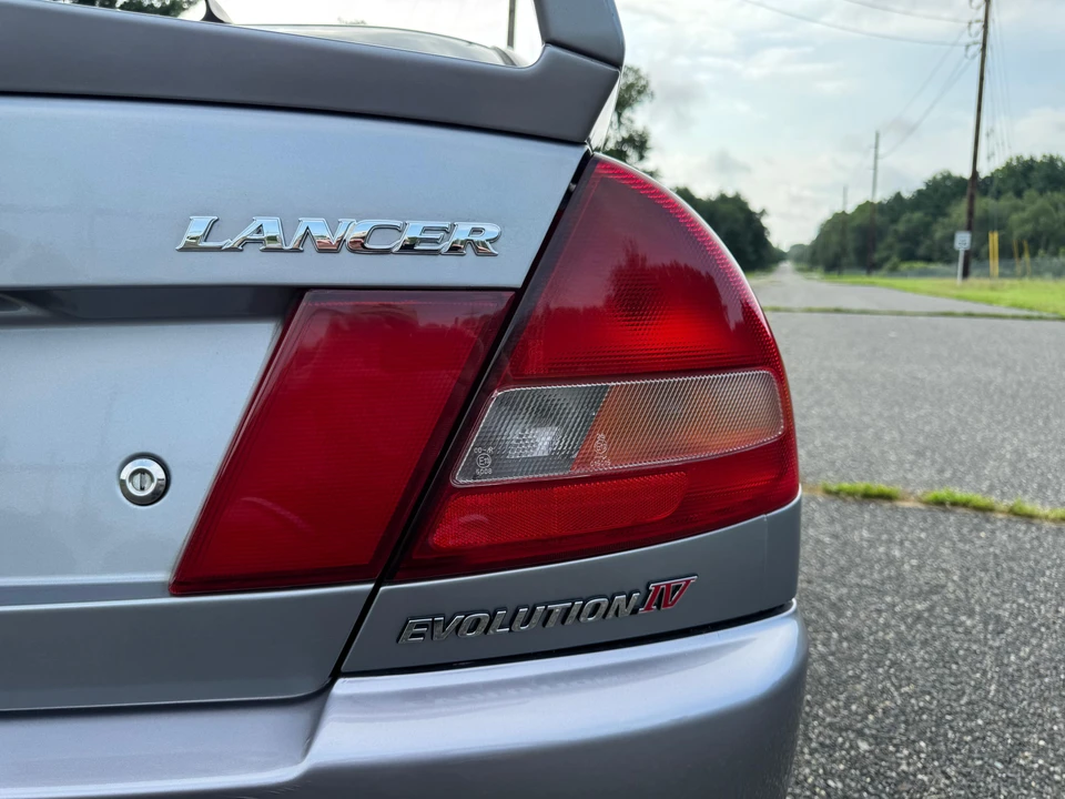 1996 Mitsubishi Lancer Evolution IV 6th Gen - Image 24 of 31