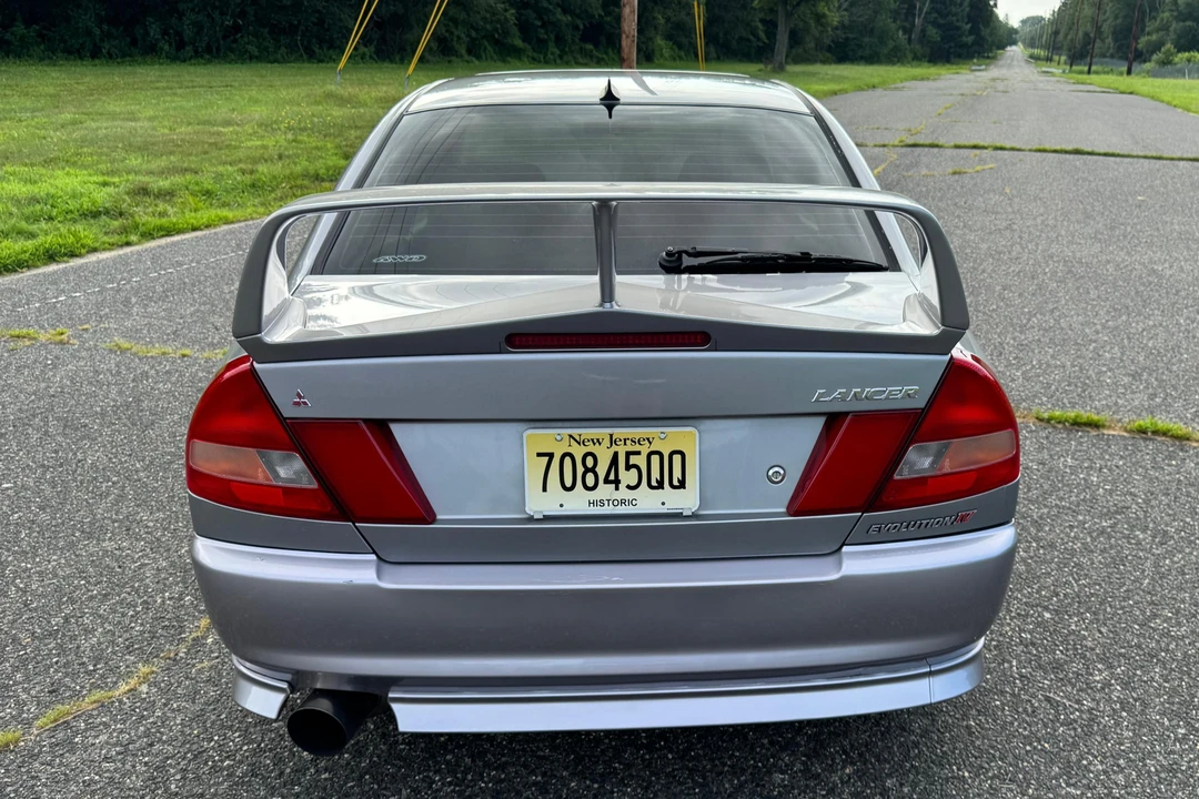1996 Mitsubishi Lancer Evolution IV 6th Gen - Image 5 of 31
