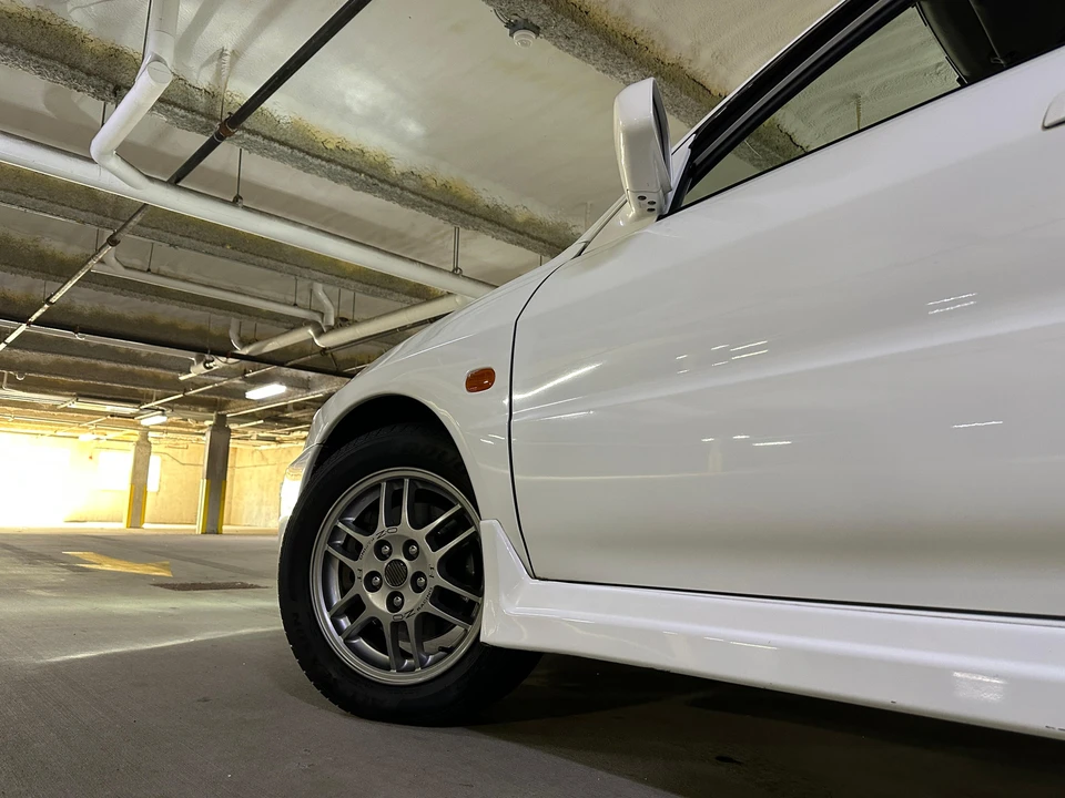 1996 Mitsubishi Lancer Evolution IV 6th Gen - Image 17 of 31