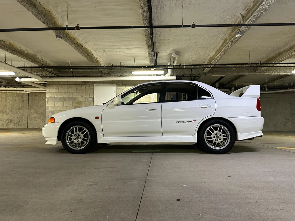 1996 Mitsubishi Lancer Evolution IV 6th Gen - Image 8 of 31