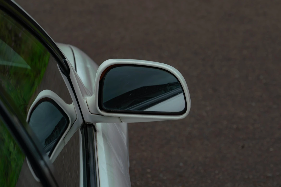 1996 Mitsubishi Lancer Evolution IV 6th Gen - Image 14 of 31