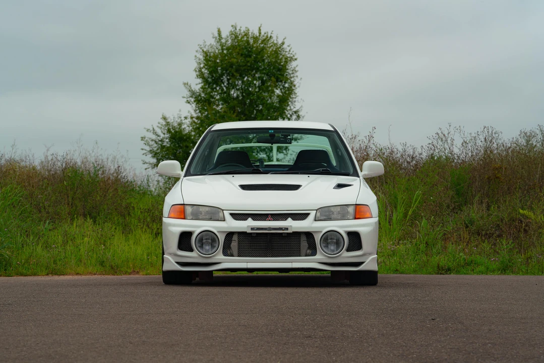 1996 Mitsubishi Lancer Evolution IV 6th Gen - Image 6 of 31