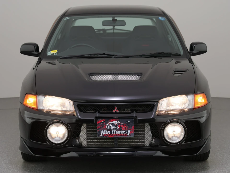 1996 Mitsubishi Lancer Evolution IV 6th Gen - Image 4 of 31
