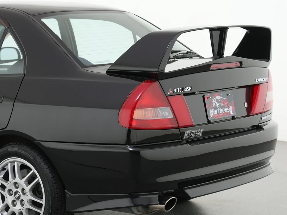 1996 Mitsubishi Lancer Evolution IV 6th Gen - Image 29 of 31