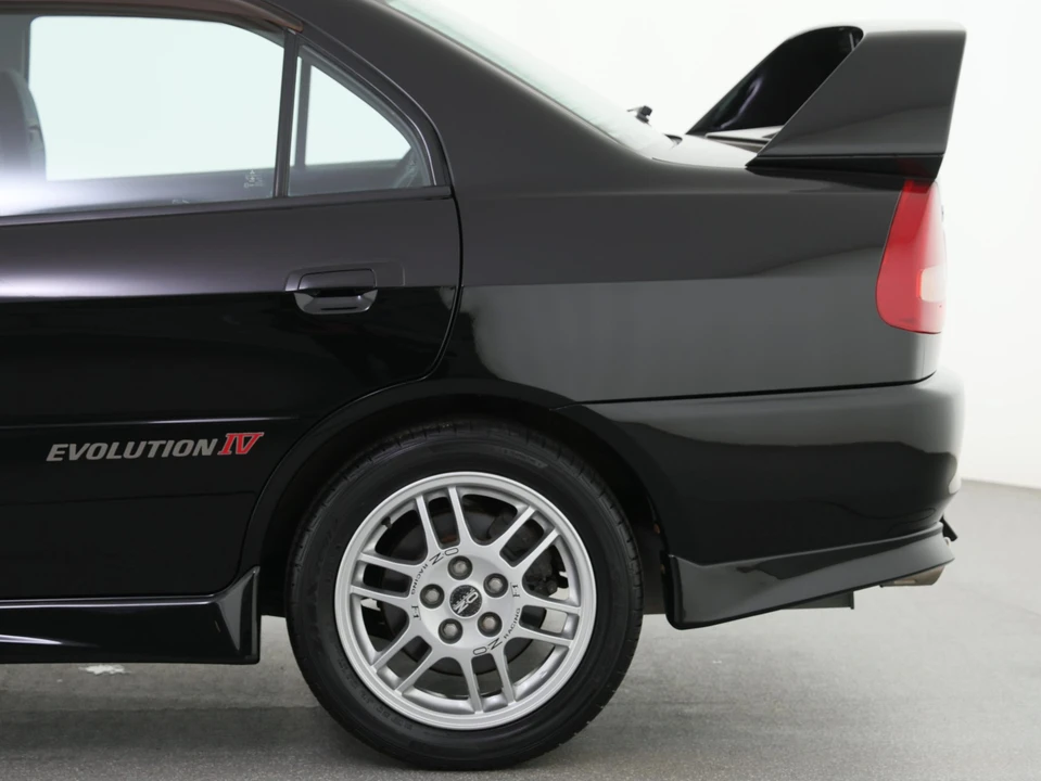 1996 Mitsubishi Lancer Evolution IV 6th Gen - Image 28 of 31