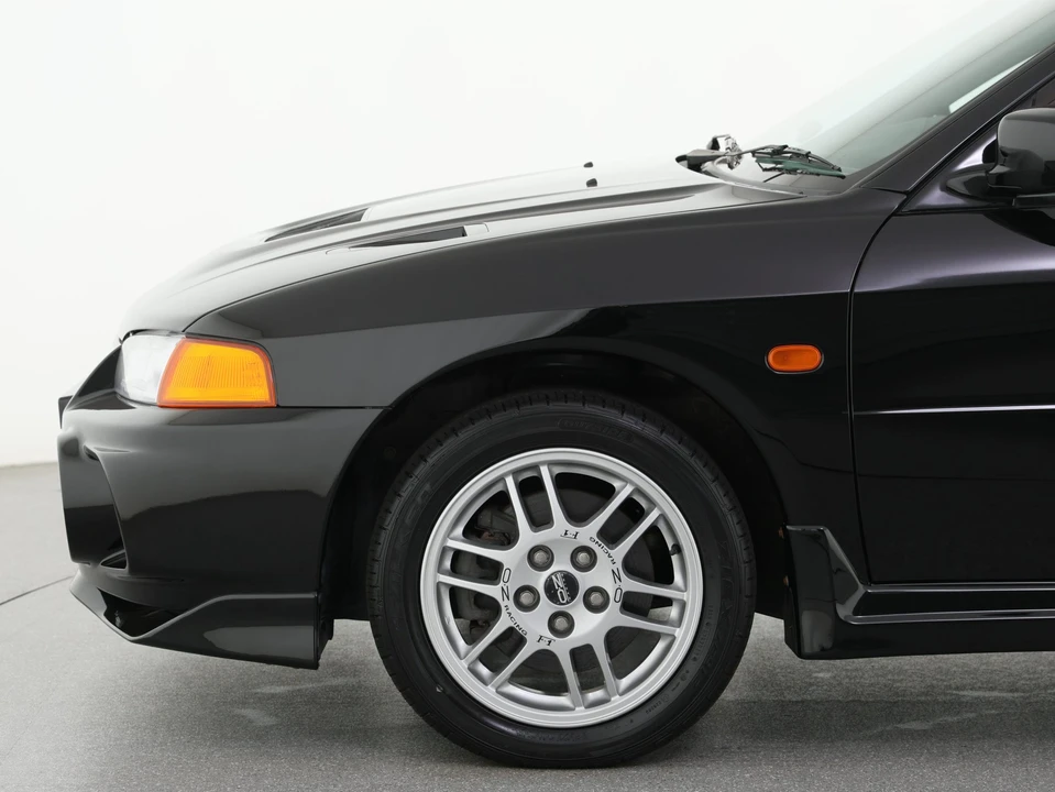 1996 Mitsubishi Lancer Evolution IV 6th Gen - Image 25 of 31