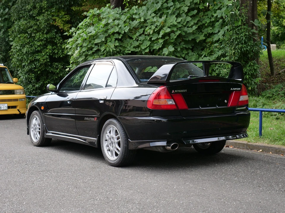 1996 Mitsubishi Lancer Evolution IV 6th Gen - Image 16 of 31