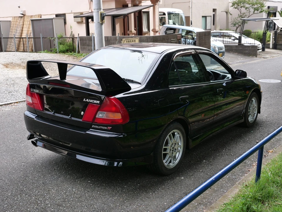 1996 Mitsubishi Lancer Evolution IV 6th Gen - Image 18 of 31