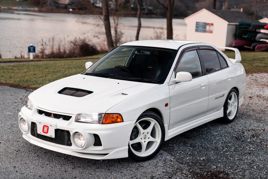 1996 Mitsubishi Lancer Evolution IV 6th Gen - Image 5 of 31