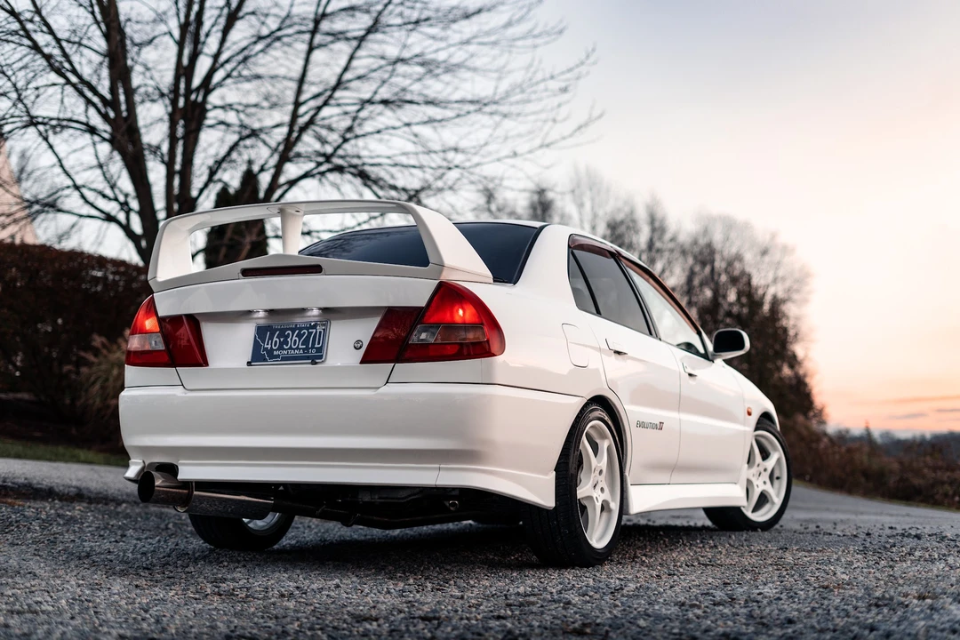 1996 Mitsubishi Lancer Evolution IV 6th Gen - Image 13 of 31