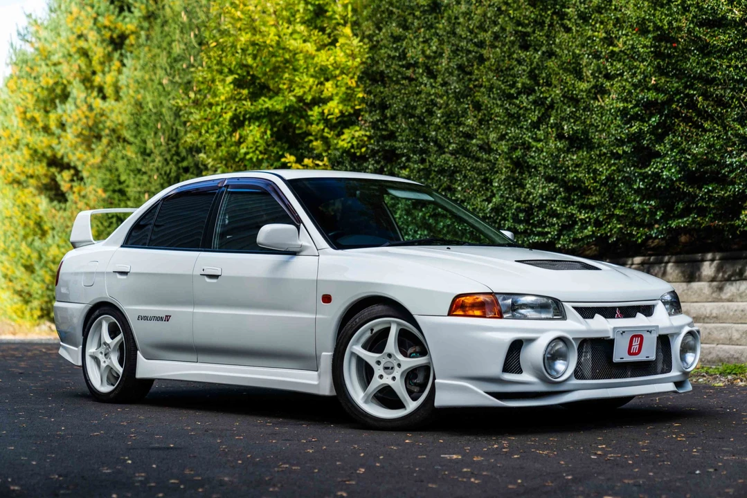 1996 Mitsubishi Lancer Evolution IV 6th Gen - Image 19 of 31