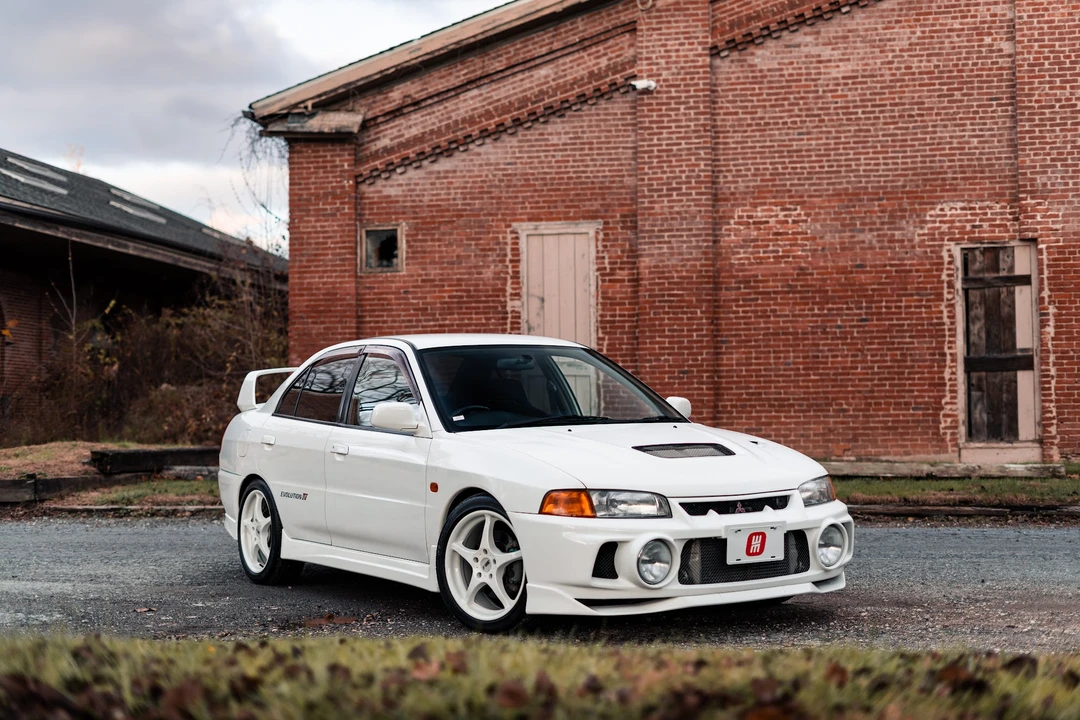 1996 Mitsubishi Lancer Evolution IV 6th Gen - Image 2 of 31