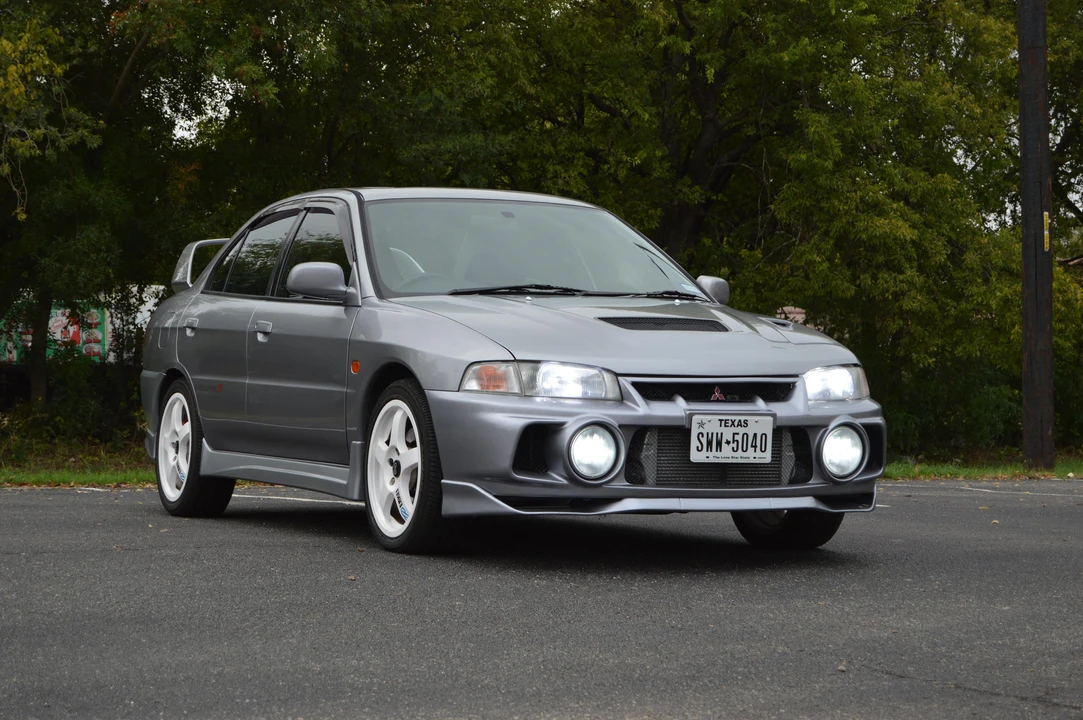 1996 Mitsubishi Lancer Evolution IV 6th Gen - Image 25 of 31
