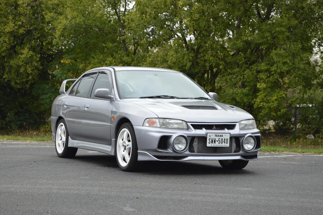 1996 Mitsubishi Lancer Evolution IV 6th Gen - Image 26 of 31