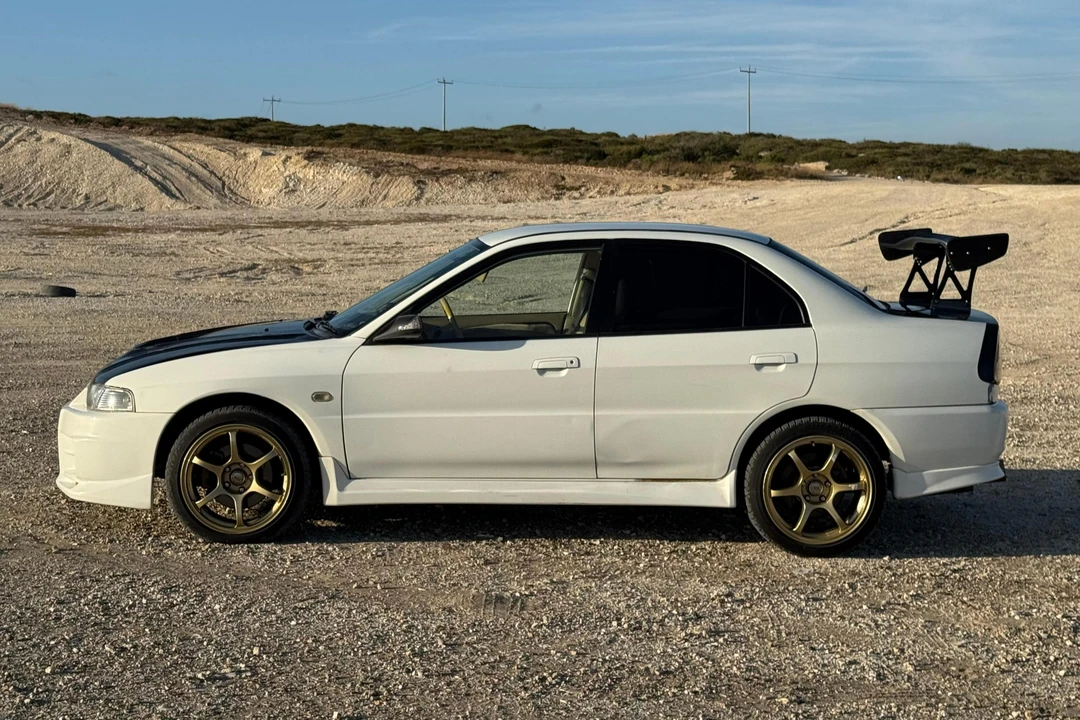 1996 Mitsubishi Lancer Evolution IV 6th Gen - Image 7 of 31