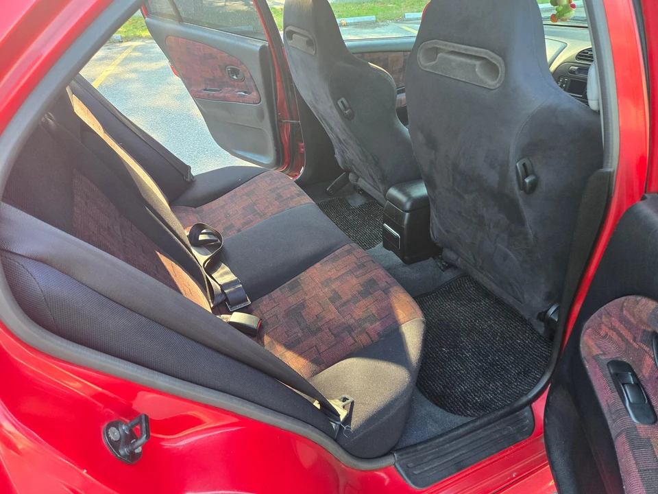 1996 Mitsubishi Lancer Evolution IV 6th Gen - Image 28 of 31