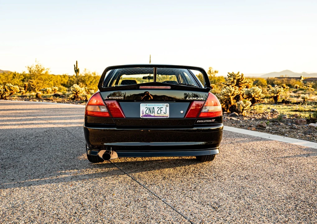 1996 Mitsubishi Lancer Evolution IV 6th Gen - Image 13 of 31