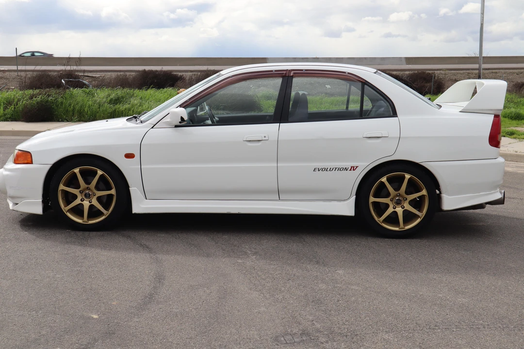 1996 Mitsubishi Lancer Evolution IV 6th Gen - Image 12 of 31