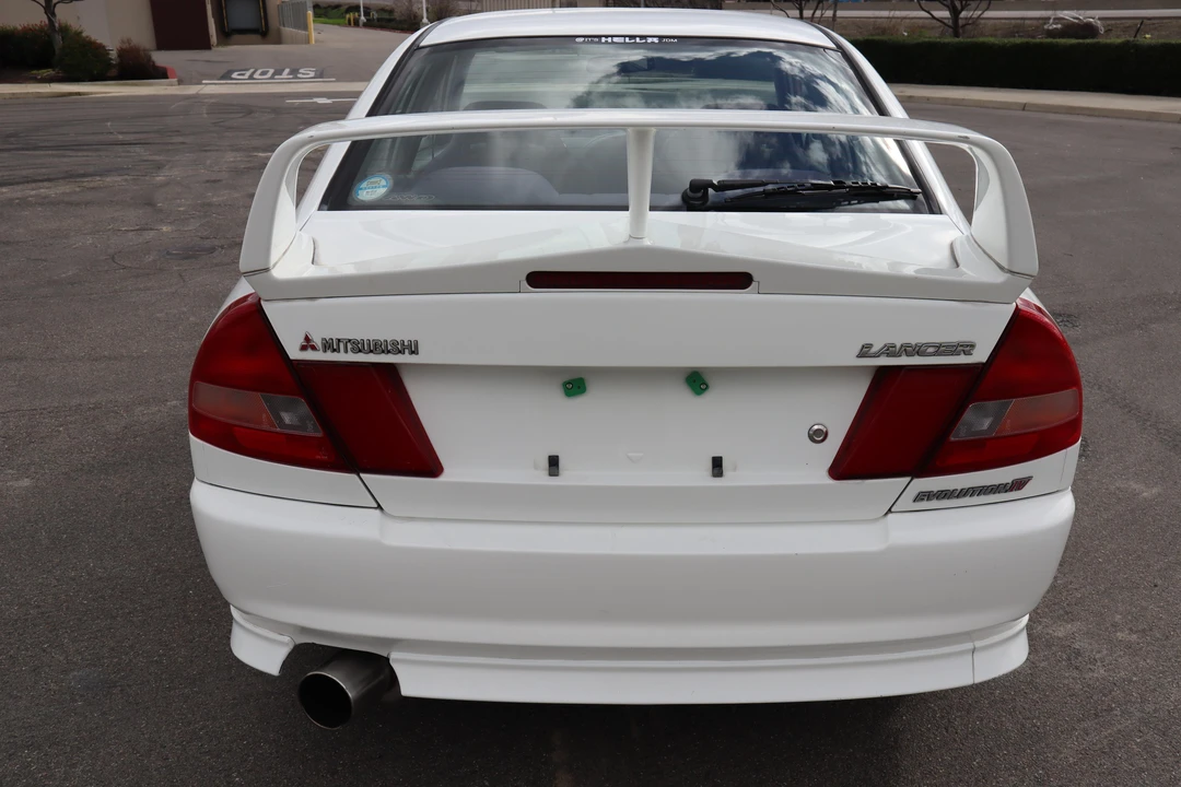 1996 Mitsubishi Lancer Evolution IV 6th Gen - Image 19 of 31