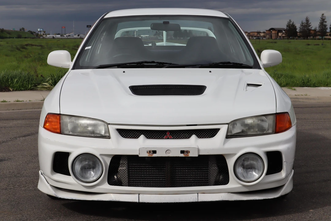 1996 Mitsubishi Lancer Evolution IV 6th Gen - Image 2 of 31