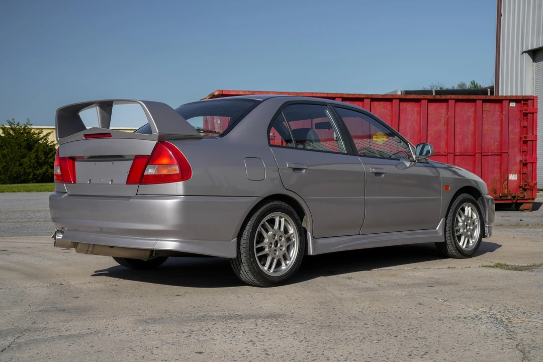 1996 Mitsubishi Lancer Evolution IV 6th Gen - Image 9 of 31