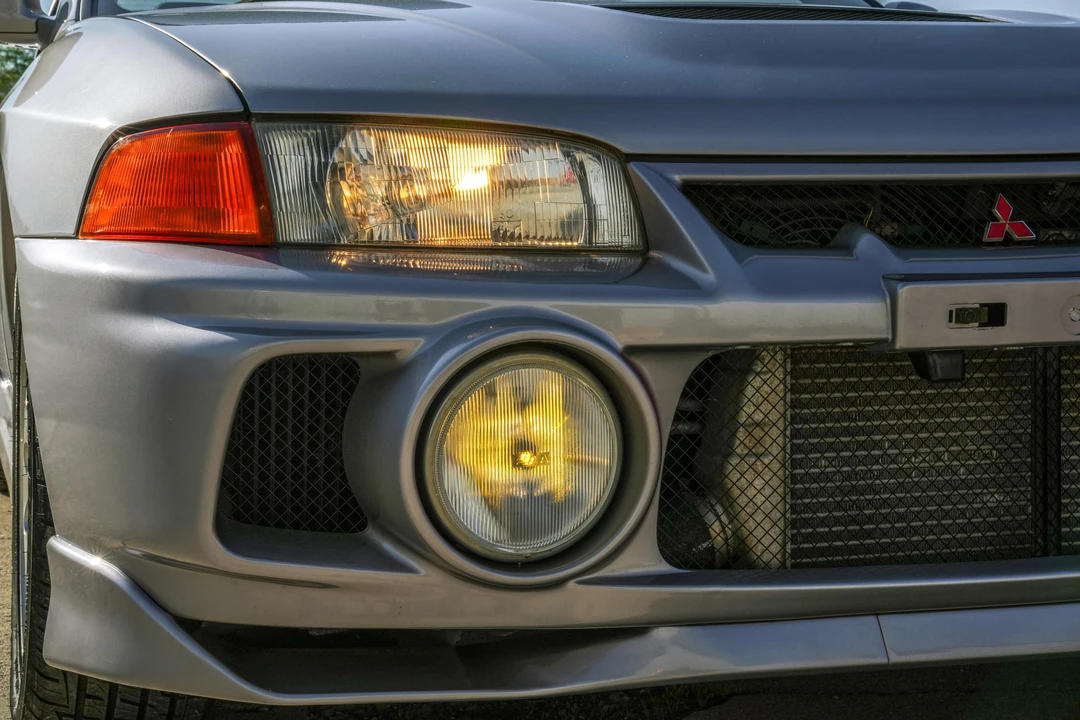 1996 Mitsubishi Lancer Evolution IV 6th Gen - Image 12 of 31