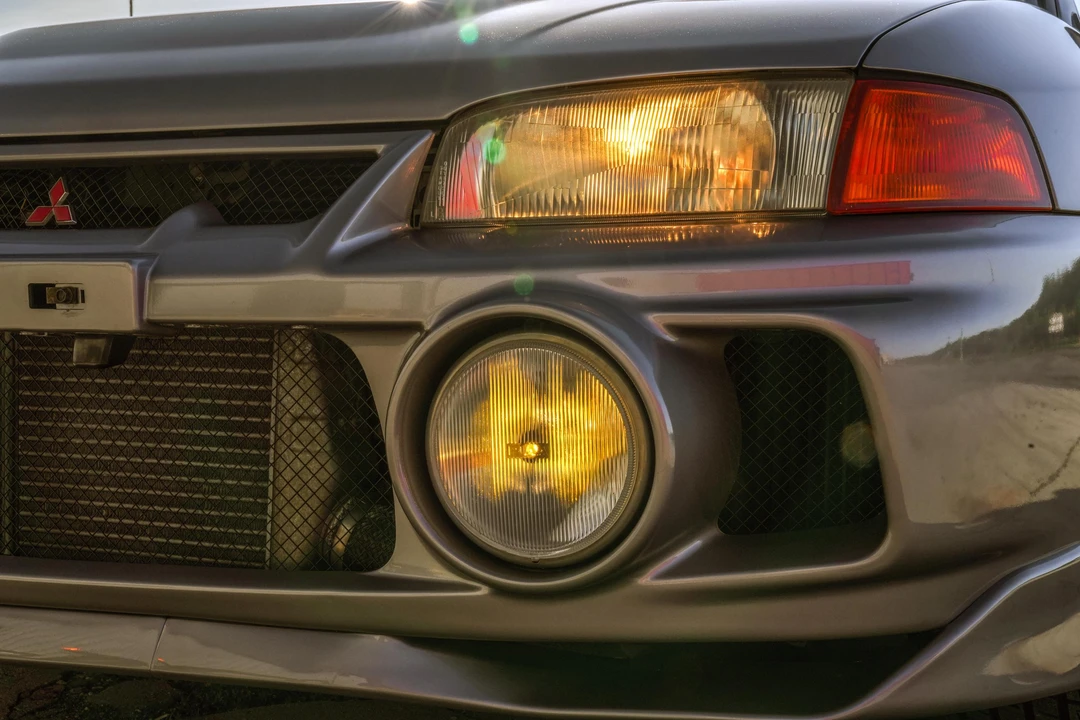 1996 Mitsubishi Lancer Evolution IV 6th Gen - Image 15 of 31