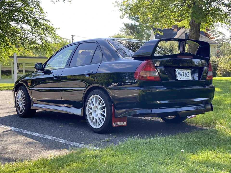1996 Mitsubishi Lancer Evolution IV 6th Gen - Image 19 of 31